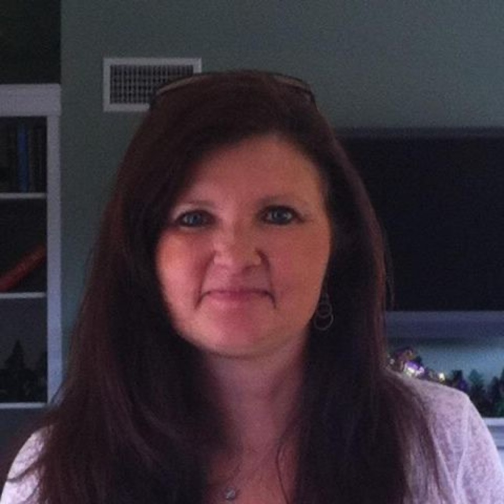 Meet your Posher, Debbi